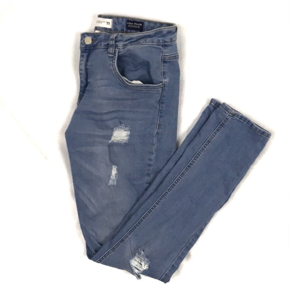 Urban Light-wash Jeans - Picture 6 of 6